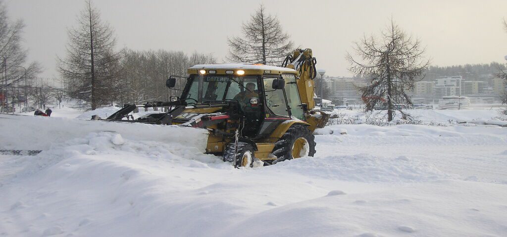 Вывоз снега в Петроградском районе