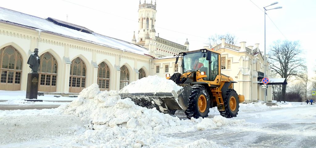 Вывоз снега во Фрунзенском районе