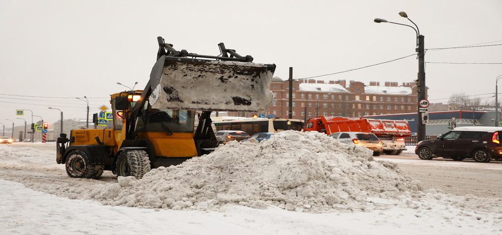 Вывоз снега в Приморском районе