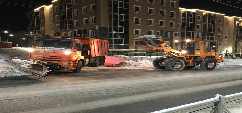 Вывоз снега метро Рыбацкое