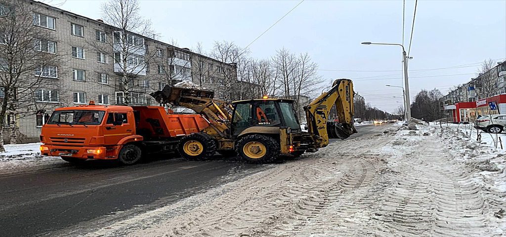 Вывоз снега метро Комендантский проспект