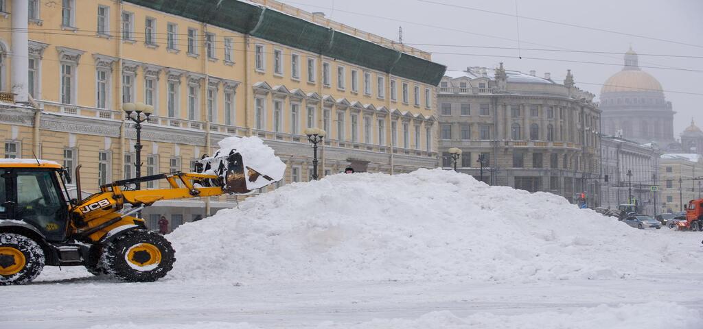 Вывоз снега метро Гостиный двор