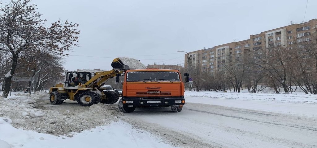 Вывоз снега метро Достоевская