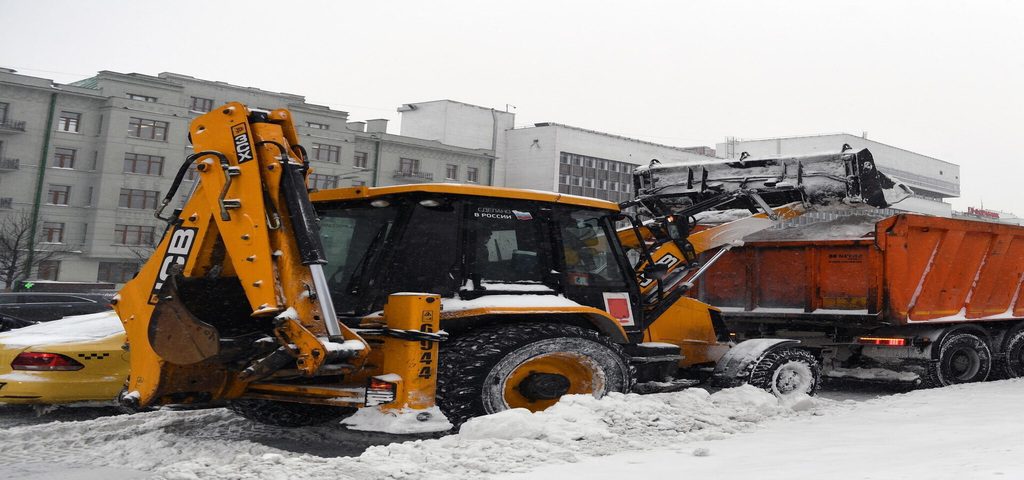 Вывоз снега в Сапёрном